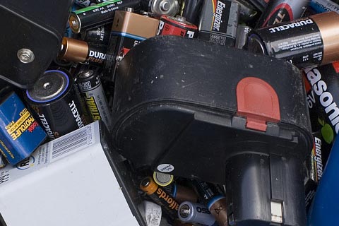黔南布依族废铅酸电池回收-上门回收钴酸锂电池|高价废旧电池回收